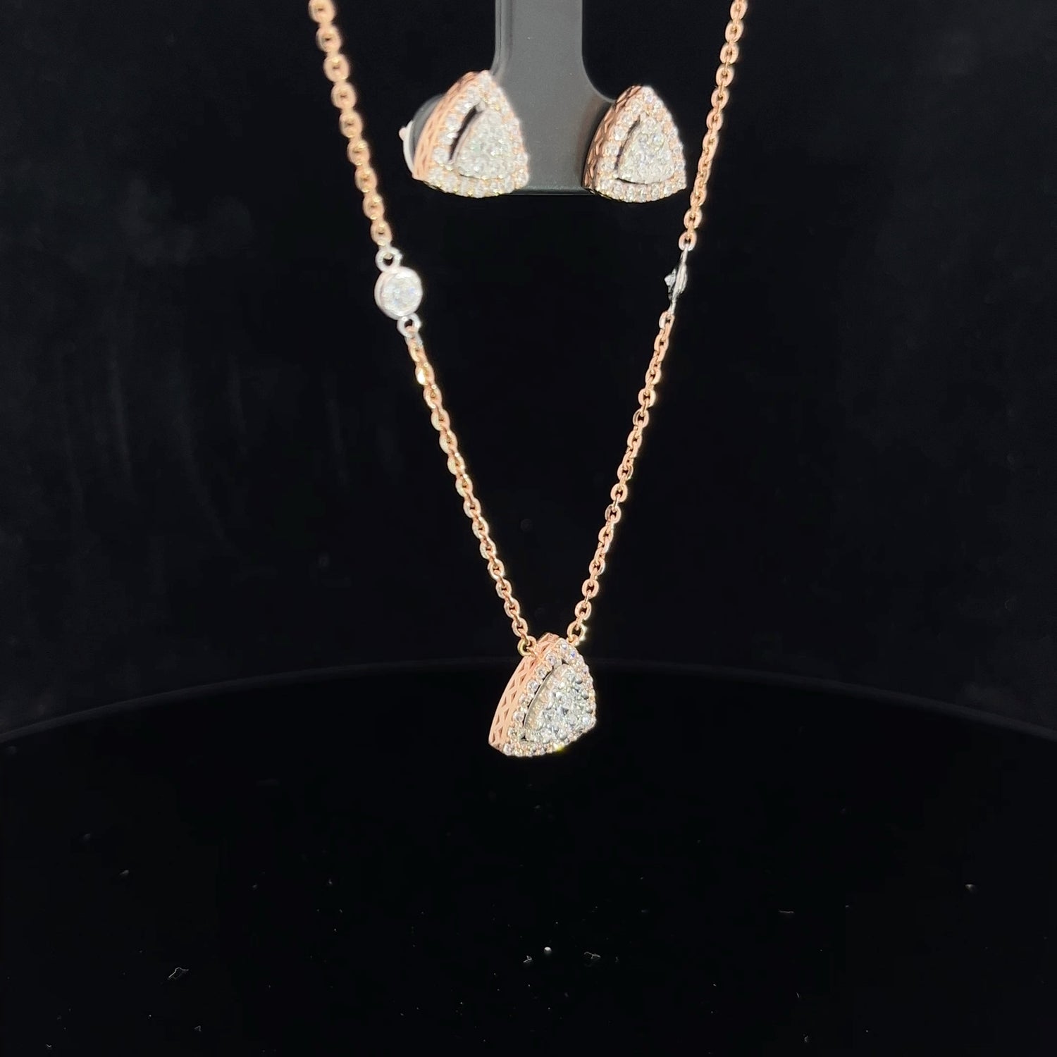 Lilliana Diamond Pendant Set